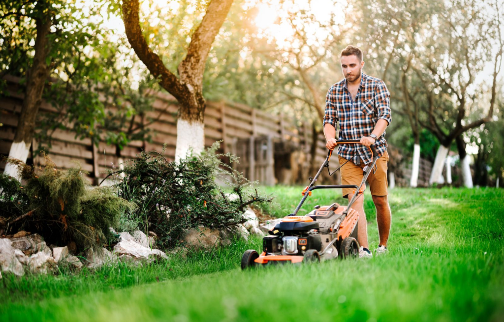10 Surprising Health Benefits of Mowing the Lawn